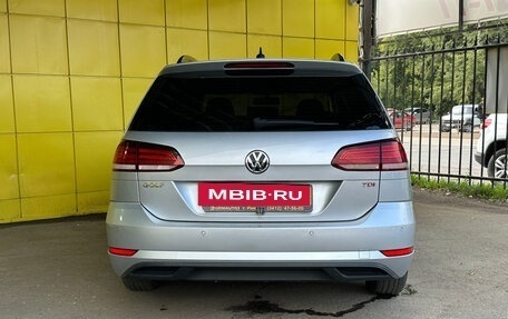 Volkswagen Golf VII, 2018 год, 1 299 000 рублей, 7 фотография
