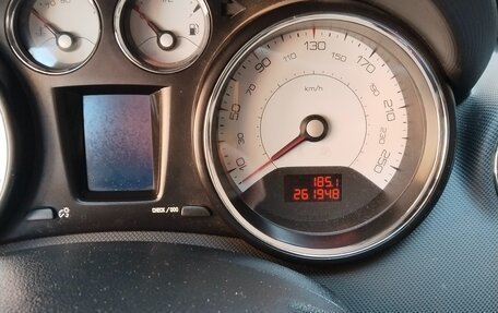 Peugeot 408 I рестайлинг, 2015 год, 650 000 рублей, 6 фотография