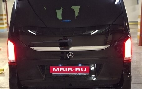 Mercedes-Benz V-Класс, 2019 год, 5 500 000 рублей, 3 фотография