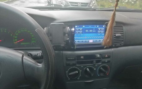 Toyota Corolla, 2003 год, 550 000 рублей, 10 фотография