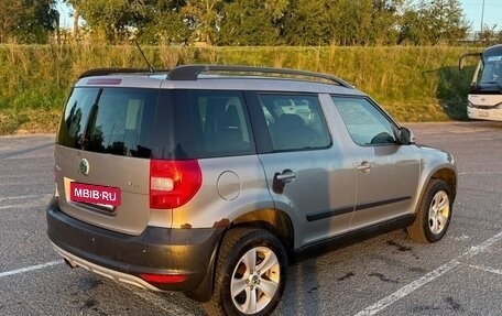 Skoda Yeti I рестайлинг, 2011 год, 700 000 рублей, 3 фотография