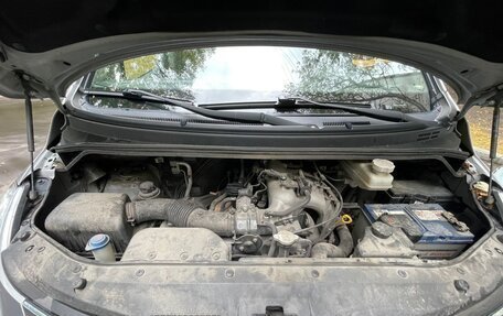 Hyundai H-1 II рестайлинг, 2012 год, 1 250 000 рублей, 4 фотография