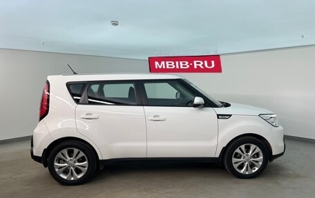 KIA Soul II рестайлинг, 2016 год, 1 375 000 рублей, 6 фотография