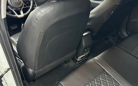 KIA Rio IV, 2021 год, 1 820 000 рублей, 13 фотография