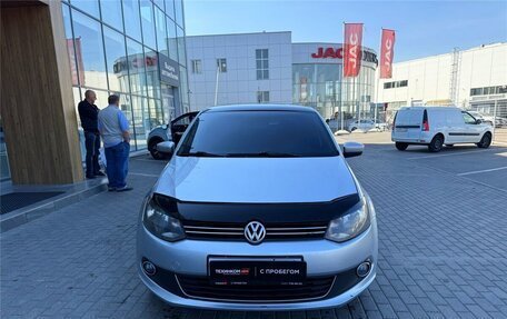 Volkswagen Polo VI (EU Market), 2011 год, 599 000 рублей, 2 фотография