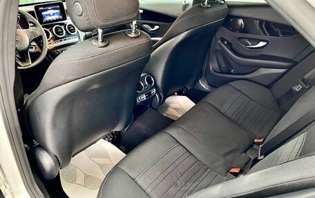 Mercedes-Benz C-Класс, 2017 год, 1 999 000 рублей, 24 фотография