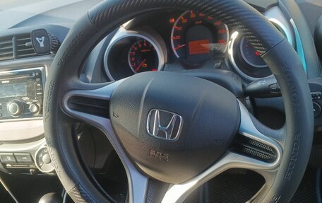 Honda Fit III, 2011 год, 830 000 рублей, 11 фотография