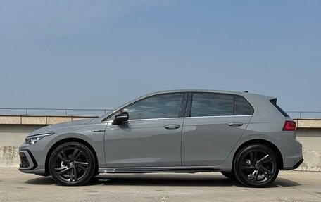 Volkswagen Golf VIII, 2022 год, 2 120 000 рублей, 4 фотография