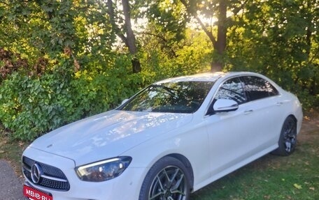 Mercedes-Benz E-Класс, 2020 год, 5 700 000 рублей, 2 фотография