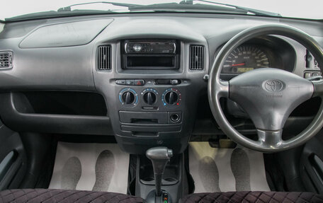 Toyota Probox I, 2002 год, 549 000 рублей, 11 фотография