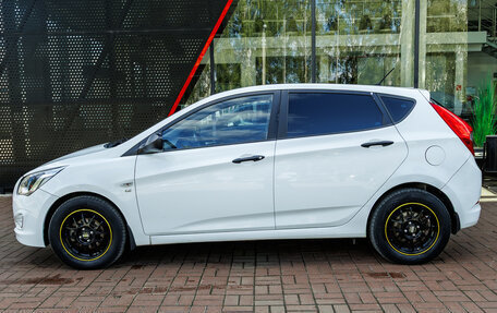 Hyundai Solaris II рестайлинг, 2014 год, 696 000 рублей, 2 фотография