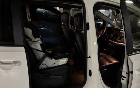 SEAT Alhambra II рестайлинг, 2014 год, 2 450 000 рублей, 2 фотография