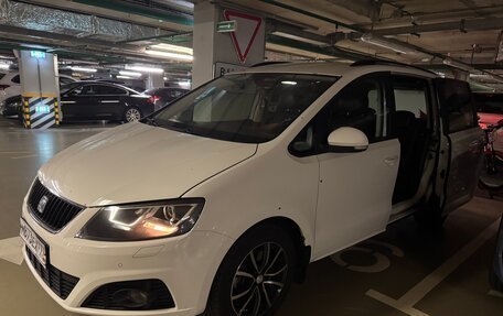 SEAT Alhambra II рестайлинг, 2014 год, 2 450 000 рублей, 6 фотография