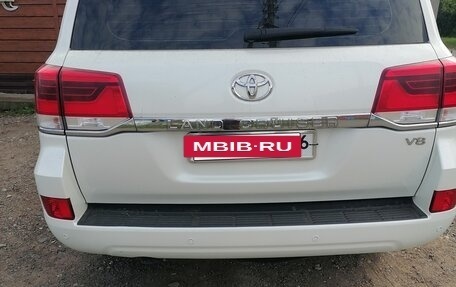 Toyota Land Cruiser 200, 2015 год, 5 500 000 рублей, 3 фотография