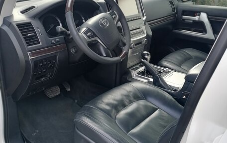 Toyota Land Cruiser 200, 2015 год, 5 500 000 рублей, 15 фотография