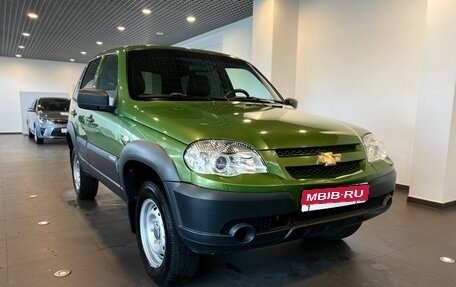 Chevrolet Niva I рестайлинг, 2016 год, 810 000 рублей, 1 фотография