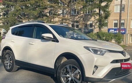 Toyota RAV4, 2016 год, 2 100 000 рублей, 1 фотография