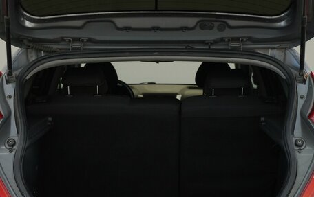 Hyundai Solaris II рестайлинг, 2012 год, 677 000 рублей, 13 фотография