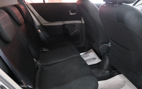 Toyota Yaris III рестайлинг, 2007 год, 639 000 рублей, 24 фотография