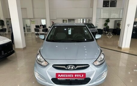 Hyundai Solaris II рестайлинг, 2013 год, 599 000 рублей, 2 фотография