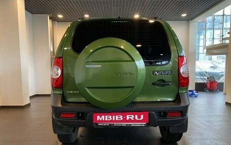 Chevrolet Niva I рестайлинг, 2016 год, 810 000 рублей, 4 фотография