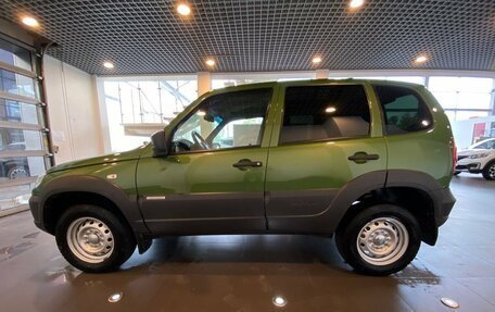 Chevrolet Niva I рестайлинг, 2016 год, 810 000 рублей, 6 фотография