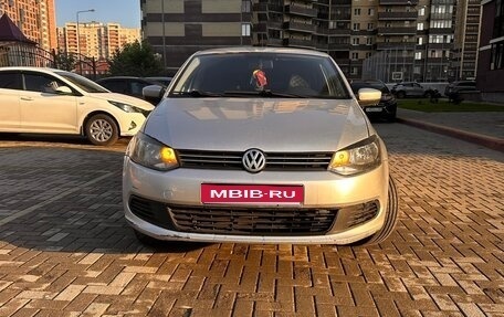 Volkswagen Polo VI (EU Market), 2012 год, 370 000 рублей, 1 фотография