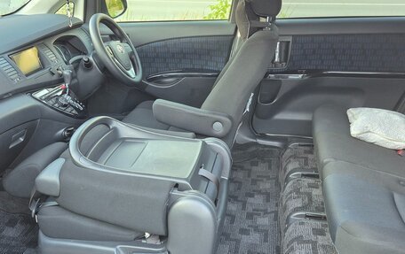 Toyota ISis I, 2014 год, 1 600 000 рублей, 18 фотография