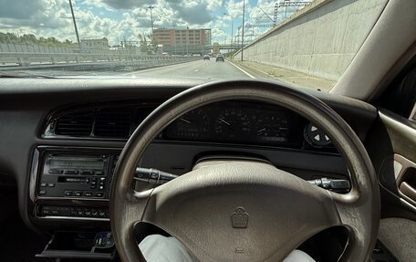 Toyota Crown, 1995 год, 800 000 рублей, 4 фотография