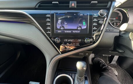 Toyota Camry, 2017 год, 2 990 000 рублей, 14 фотография