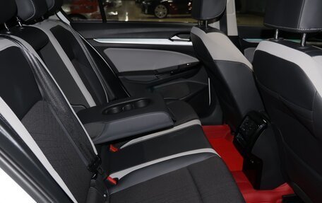 Volkswagen Golf VIII, 2022 год, 1 890 000 рублей, 36 фотография