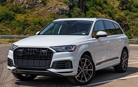 Audi Q7, 2022 год, 5 890 000 рублей, 3 фотография