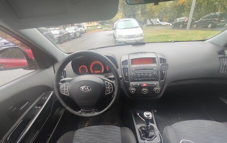 KIA cee'd I рестайлинг, 2008 год, 640 000 рублей, 13 фотография