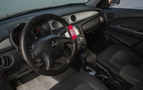 Mitsubishi Outlander III рестайлинг 3, 2003 год, 599 000 рублей, 8 фотография