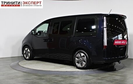 Hyundai Staria, 2022 год, 5 420 000 рублей, 7 фотография