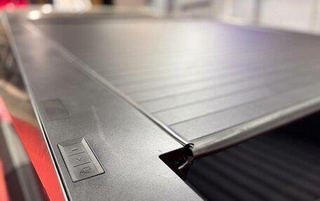 Tesla Cybertruck, 2024 год, 18 000 000 рублей, 14 фотография