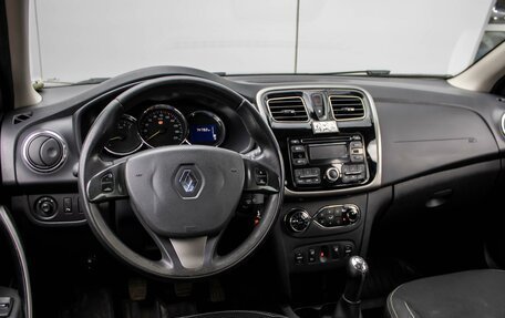 Renault Sandero II рестайлинг, 2015 год, 750 000 рублей, 6 фотография