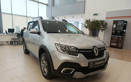 Renault Sandero II рестайлинг, 2021 год, 1 355 000 рублей, 3 фотография