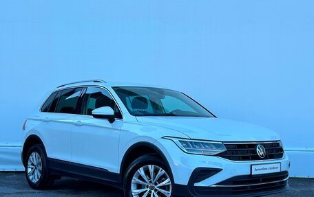 Volkswagen Tiguan II, 2021 год, 2 771 500 рублей, 3 фотография