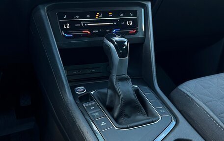 Volkswagen Tiguan II, 2021 год, 2 771 500 рублей, 16 фотография