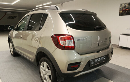 Renault Sandero II рестайлинг, 2015 год, 1 100 000 рублей, 7 фотография