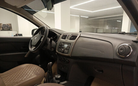 Renault Sandero II рестайлинг, 2015 год, 1 100 000 рублей, 11 фотография