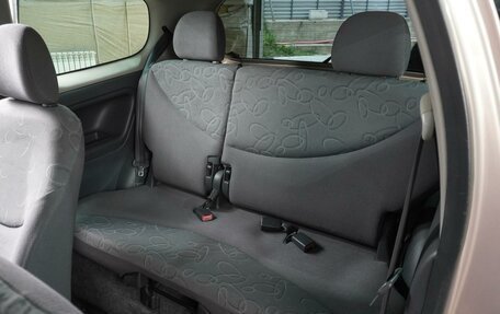 Toyota Vitz, 1999 год, 399 000 рублей, 7 фотография