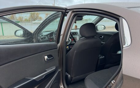 KIA Rio III рестайлинг, 2015 год, 1 100 000 рублей, 10 фотография