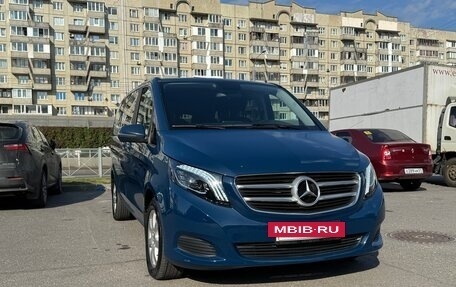 Mercedes-Benz V-Класс, 2016 год, 2 800 000 рублей, 23 фотография