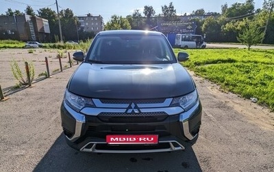 Mitsubishi Outlander III рестайлинг 3, 2019 год, 2 200 000 рублей, 1 фотография