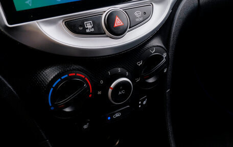 Hyundai Solaris II рестайлинг, 2013 год, 750 480 рублей, 18 фотография