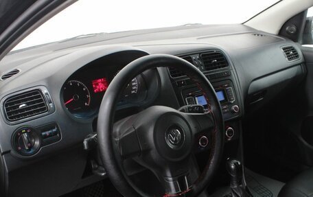 Volkswagen Polo VI (EU Market), 2012 год, 655 000 рублей, 16 фотография