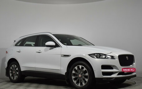 Jaguar F-Pace, 2016 год, 2 390 000 рублей, 3 фотография