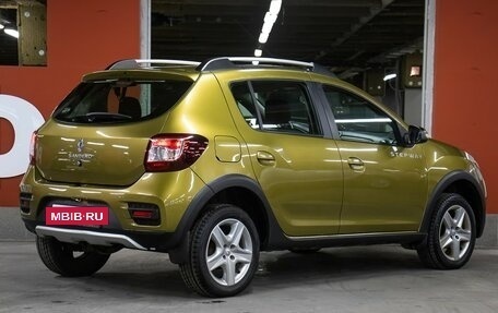 Renault Sandero II рестайлинг, 2015 год, 898 000 рублей, 5 фотография